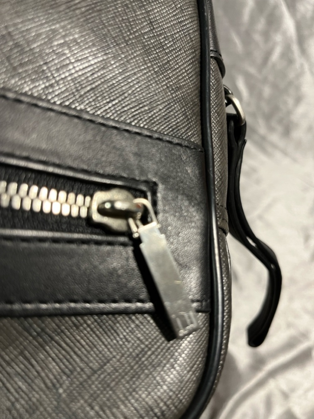 Dunhill Pouch - Picture 6 of 6
